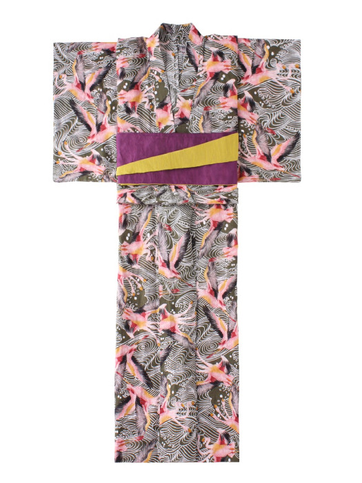 THREE HEADS FLAMINGO YUKATA（カーキ/3万5,000円）※ポップアップショップ限定カラー