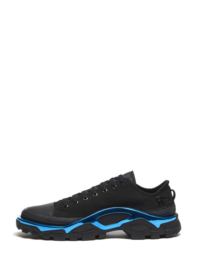 「ラフ・シモンズ デトロイト ランナー（RAF SIMONS DETROIT RUNNER）」（5万3,500円）