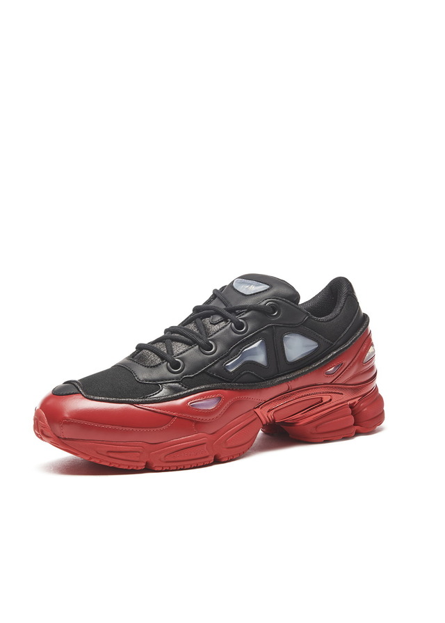 「ラフ・シモンズ オズウィーゴ III（RAF SIMONS OZWEEGO III）」（4万8,000円）