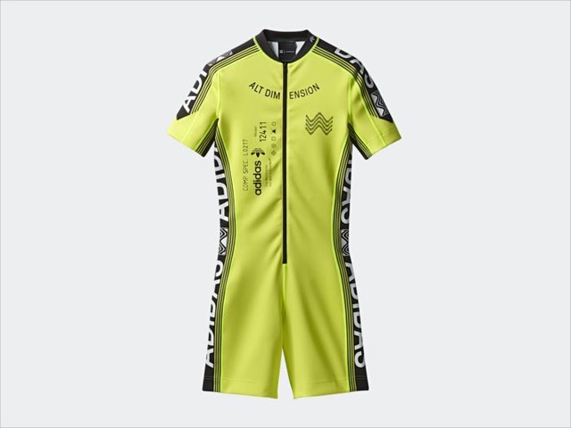 AW CYCLE ONESIE CV7460（3万2,000円）