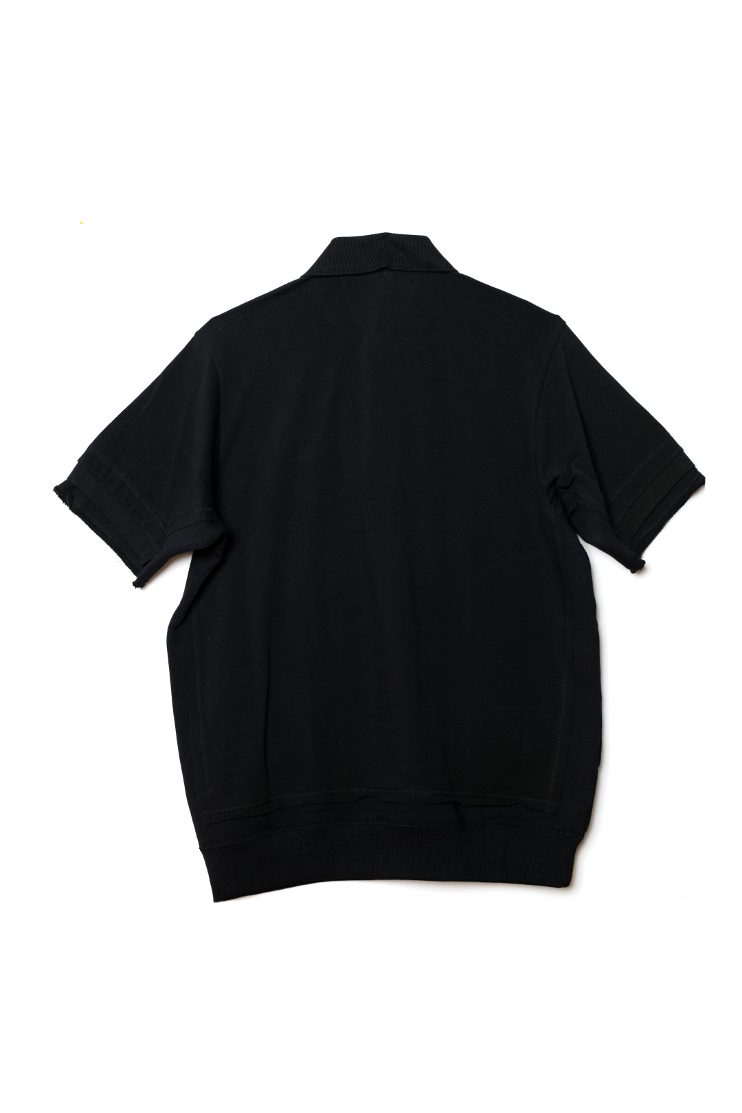 Short Sleeved polo ブラック（3万9,000円）