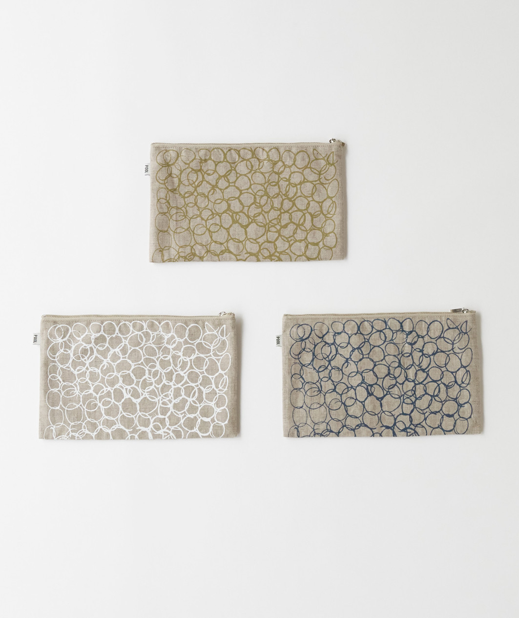 Everyday Pouch L（全3種）各 1,944円