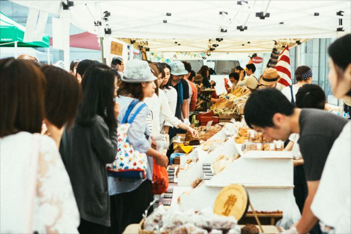 第12回「青山パン祭り」が国連大学前広場にて開催