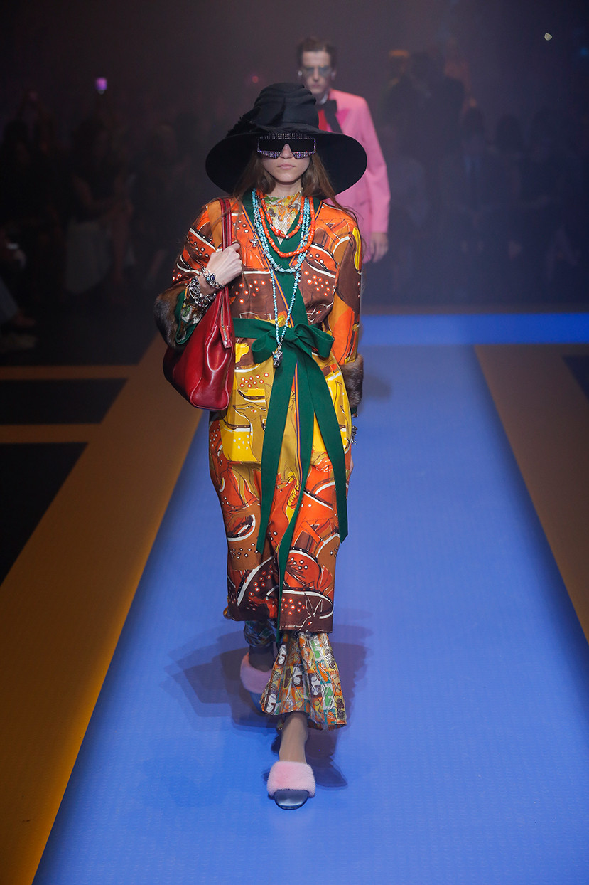 グッチ（GUCCI）がミラノで2018年春夏コレクションを発表した。