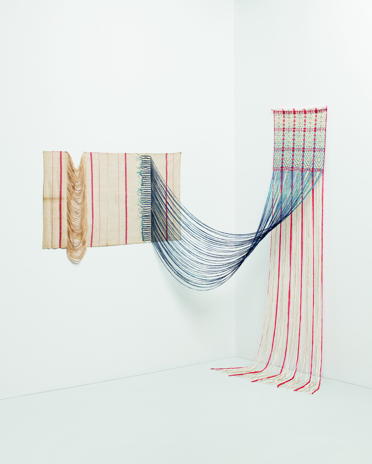Heidi Friesen, Canadá ‘NeoFolk’, seda de lino, cáñamo y algodón, 250 x 200 cm. 2016