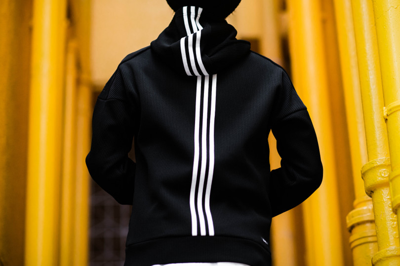 adidas × atmos “FULL ZIP HOODIE & JOGGER PANTS SET UP”