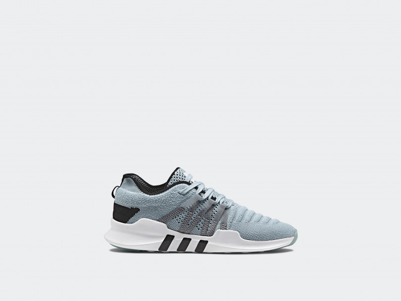 「EQT RACING ADV PK W CQ2240」（1万6,000円）