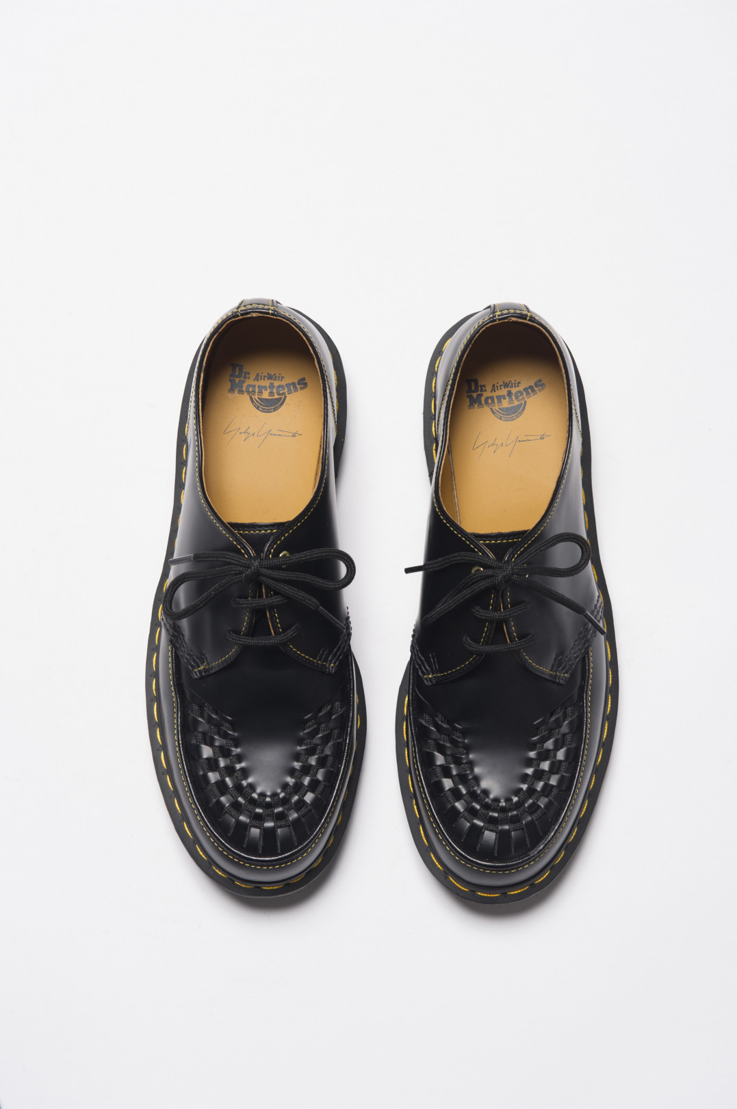 「Yohji Yamamoto × Dr.Martens コラボレーションシューズ」（6万8,000円）