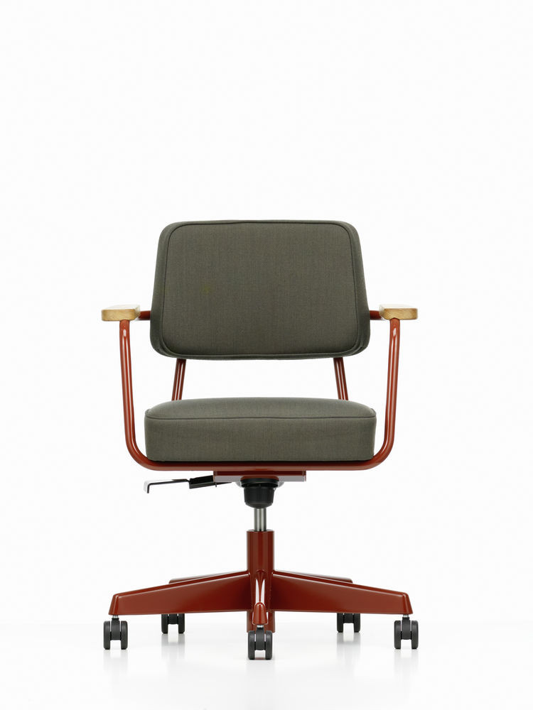 Vitra Home Office Story ータスクチェアー 「Fauteuil Direction Privotant」 （25万4,000円～）