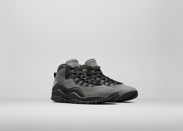 「AIR JORDAN X DARK SHADOW」