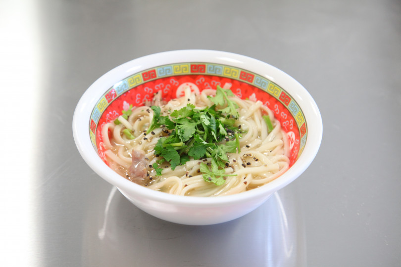 台風飯店「台風麺線」（500円）