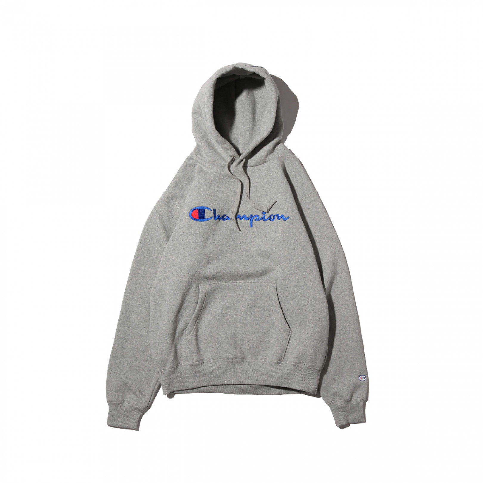 「CHAMPION x ATMOS LAB P/O HOODED SWEATSHIRT」（1万3,000円）