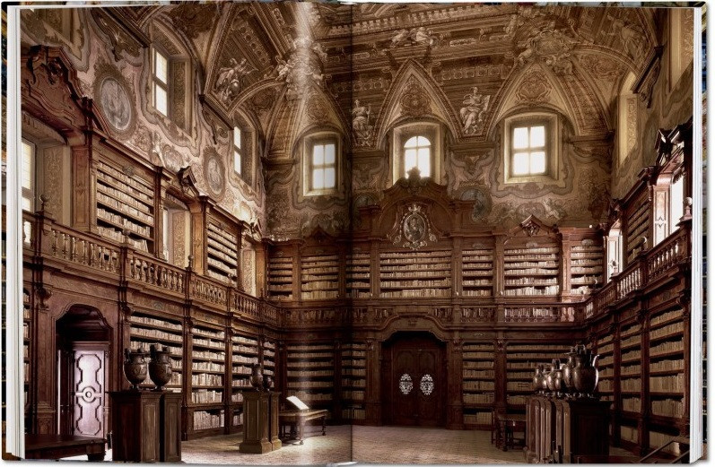 『The World's Most Beautiful Libraries』Massimo Listri
