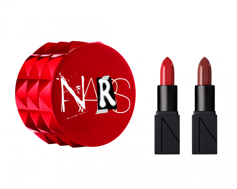 「NARS リトルフェティッシュ 8379」（オーデイシャスリップスティック 9472（⽇本発売終了⾊）、9497 各2.3g／2,900円）※11月22日数量限定発売／セミセルフ店舗限定発売