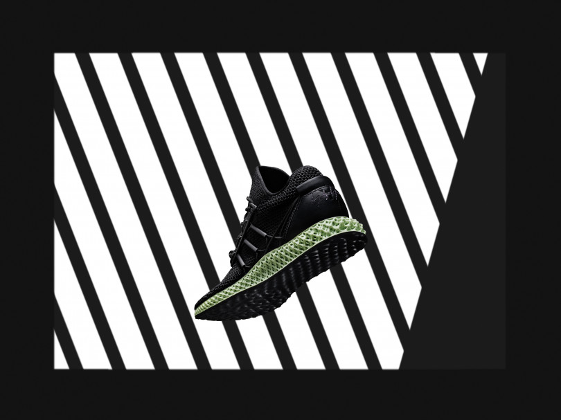 「Y-3 ランナー 4D（Y-3 RUNNER 4D）」（7万円）