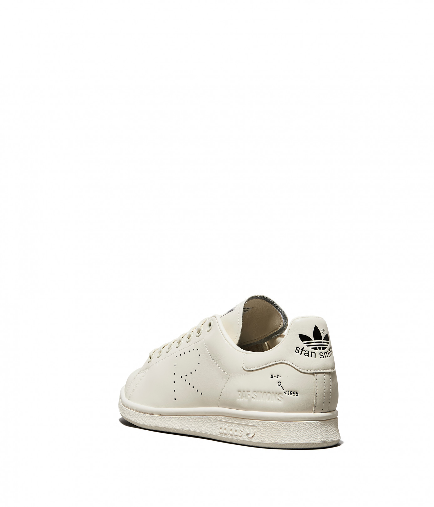 「RS スタンスミス（RS STAN SMITH）」（3万8,000円）