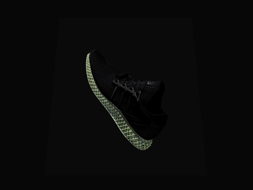 「Y-3 ランナー 4D（Y-3 RUNNER 4D）」（7万円）