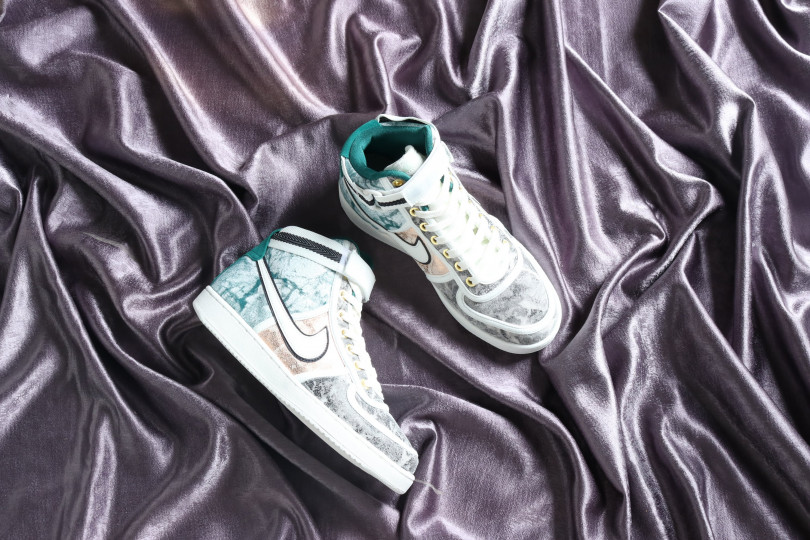 「NIKE CRACKED METALLIC PACK」が国内アトモス限定で発売