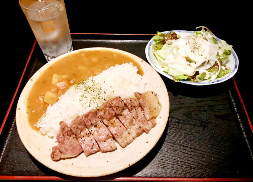 のたぼうず 熟成肉萬幻豚の炭火焼きトンテキカレー