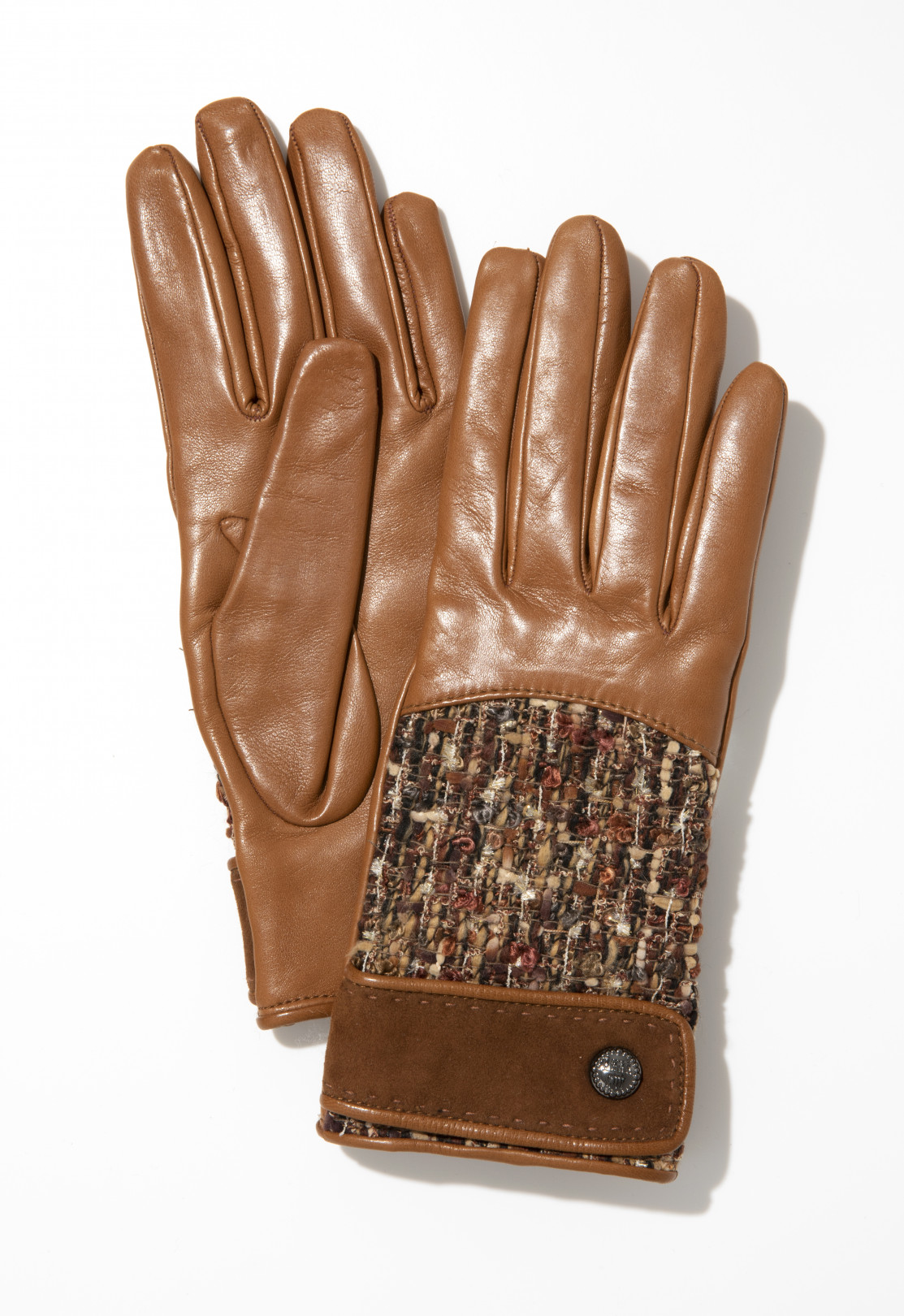 英国高級服地Holland&Sherry社のツイード生地を使用した上質な手袋。グローブ＜キャメル＞2万,520円