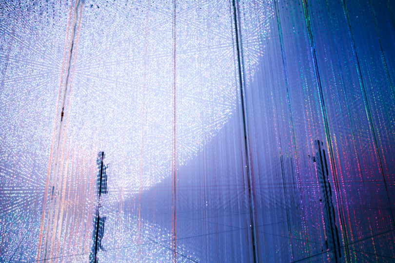 teamLab, ​The Infinite Crystal Universe​, 2015-2018, Interactive Installation of Light Sculpture, LED, Endless, Sound: teamLab