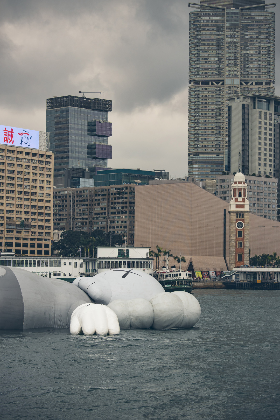 KAWS:HOLIDAY in Hong Kong