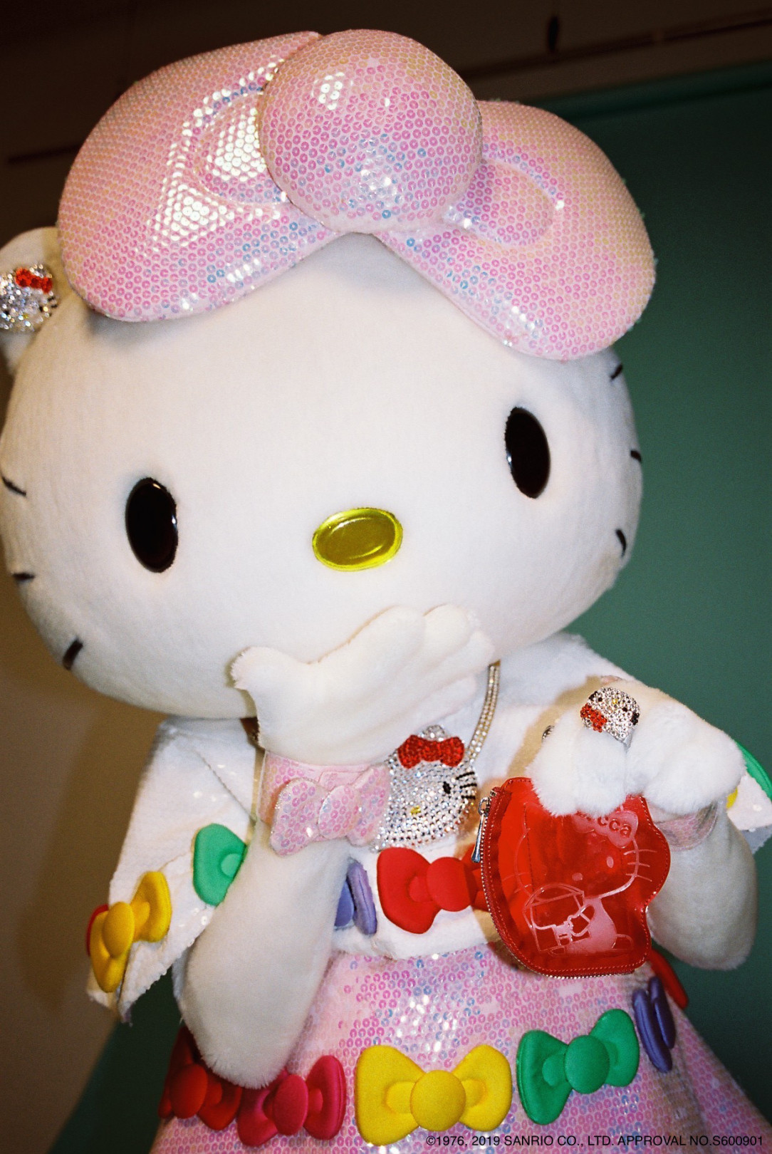 「Hello Again, Hello Kitty! Zucca Collaborates With Hello Kitty」