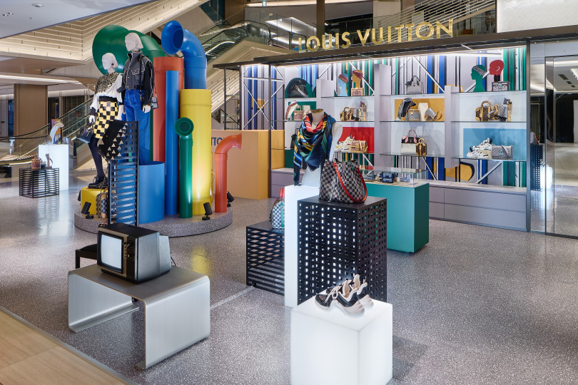 LOUIS VUITTON WOMEN'S FW19 POP-UP STORE