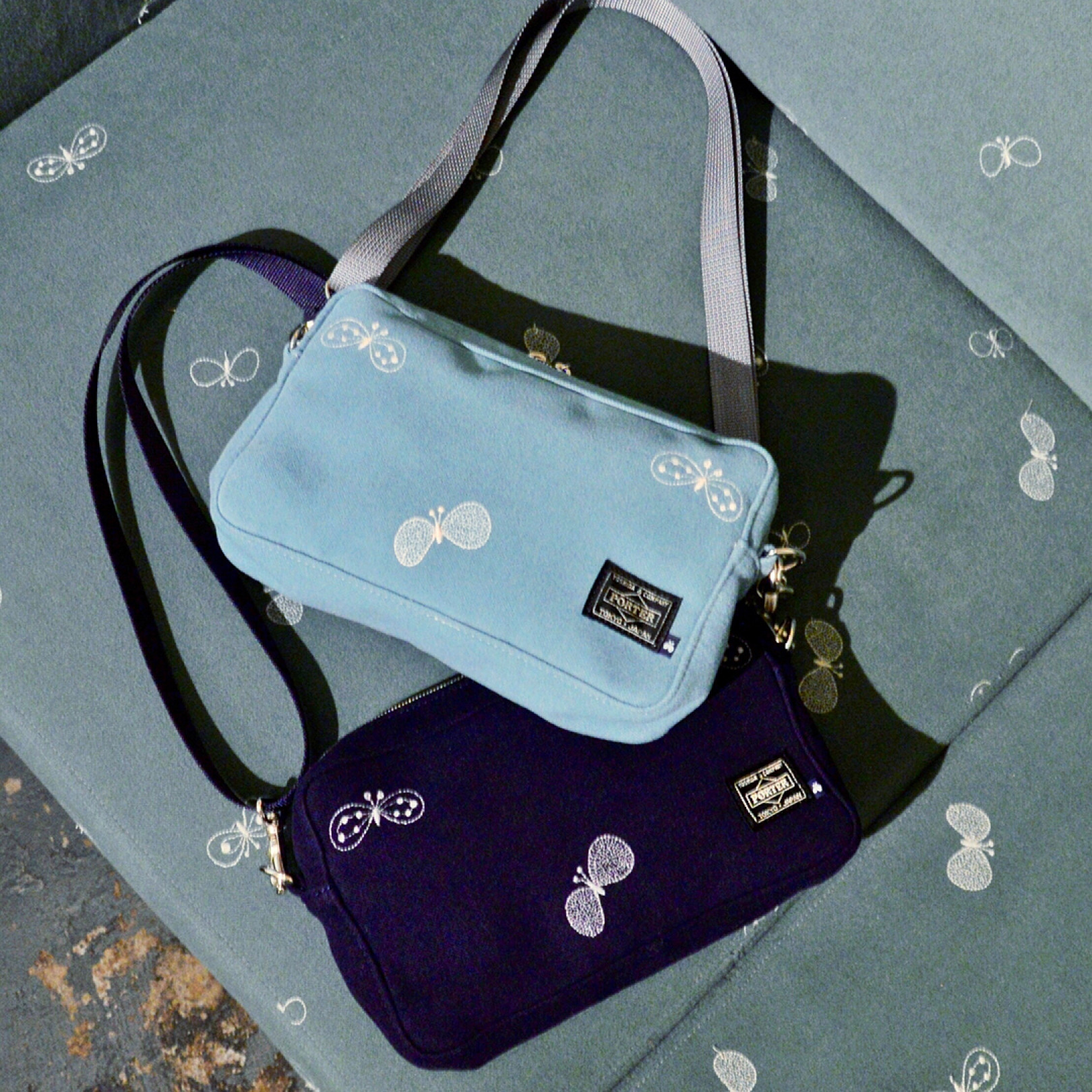 「2WAY POUCH dop-choucho-」（各1万1,000円）