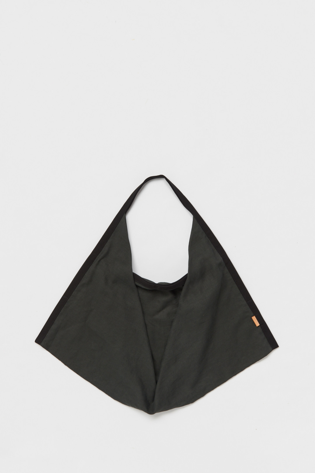 「origami bag big」（2万2,000円）