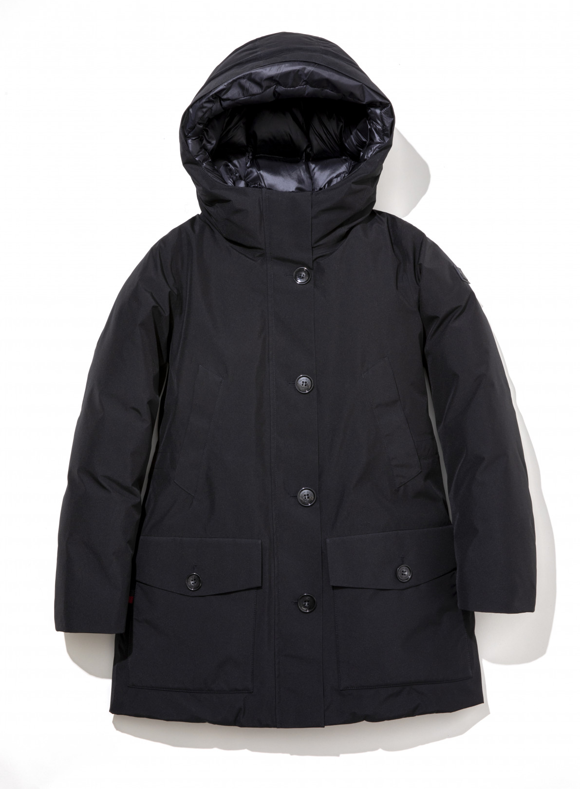 「三越伊勢丹限定 MOUNTAIN PARKA」 （13万900円） / WOOLRICH