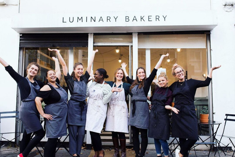 女性エンパワーメントに取り組む「ルミナリー・ベーカリー（Luminary Bakery）」