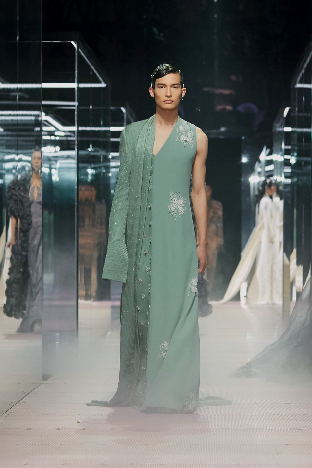 FENDI Shanghai Couture_SS21_13 HUANG Shixin