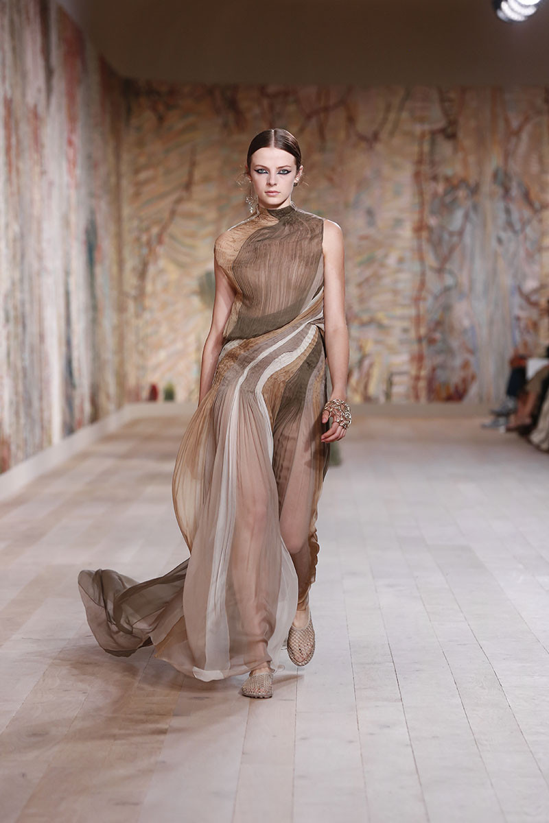 THE HAUTE COUTURE AUTUMN-WINTER 2021-2022 COLLECTION