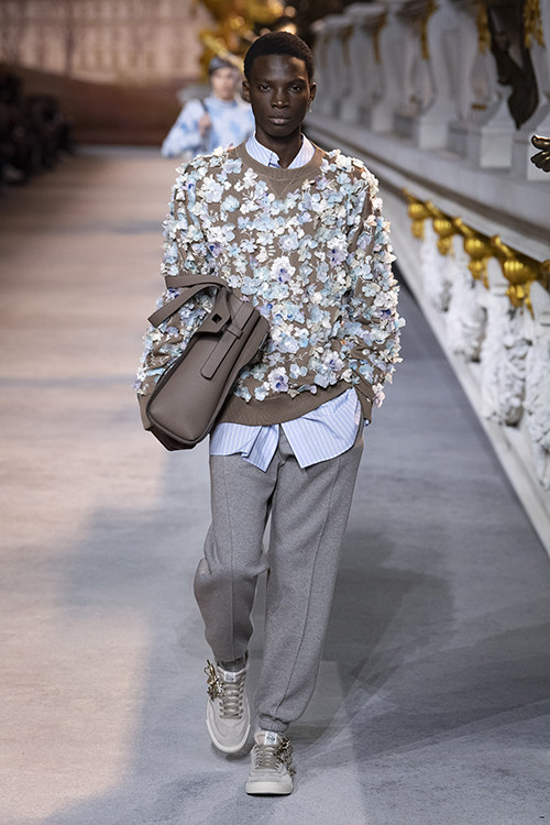 DIOR PRESENTS THE WINTER 2022-2023 MEN'S COLLECTION