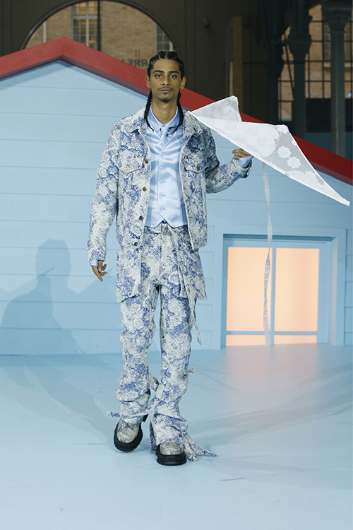 Louis Vuitton Men’s collection by Virgil Abloh Fall-Winter 2022