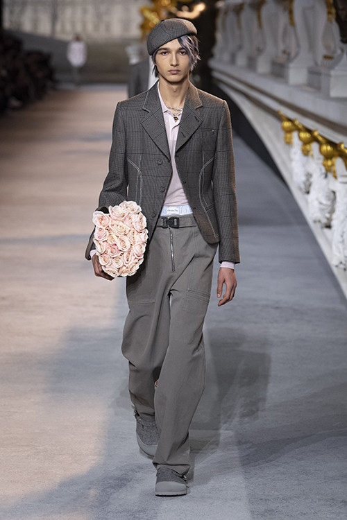 DIOR PRESENTS THE WINTER 2022-2023 MEN'S COLLECTION