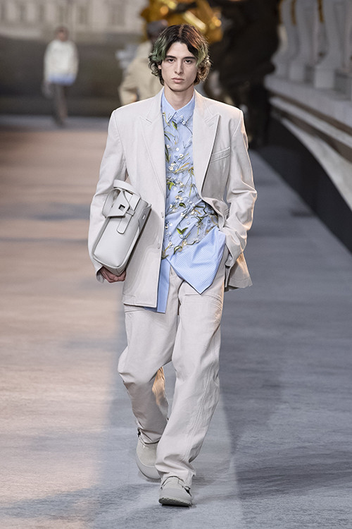 DIOR PRESENTS THE WINTER 2022-2023 MEN'S COLLECTION