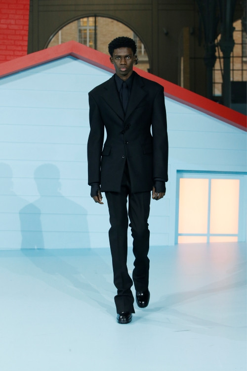 Louis Vuitton Men’s collection by Virgil Abloh Fall-Winter 2022