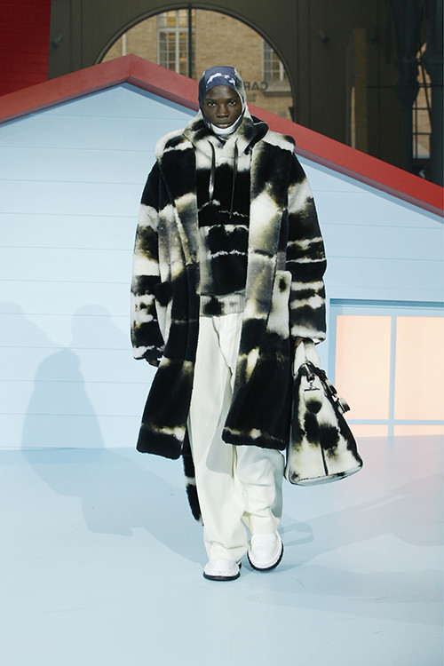 Louis Vuitton Men’s collection by Virgil Abloh Fall-Winter 2022