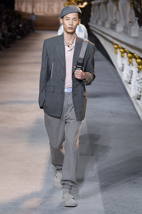 DIOR PRESENTS THE WINTER 2022-2023 MEN'S COLLECTION