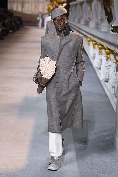 DIOR PRESENTS THE WINTER 2022-2023 MEN'S COLLECTION