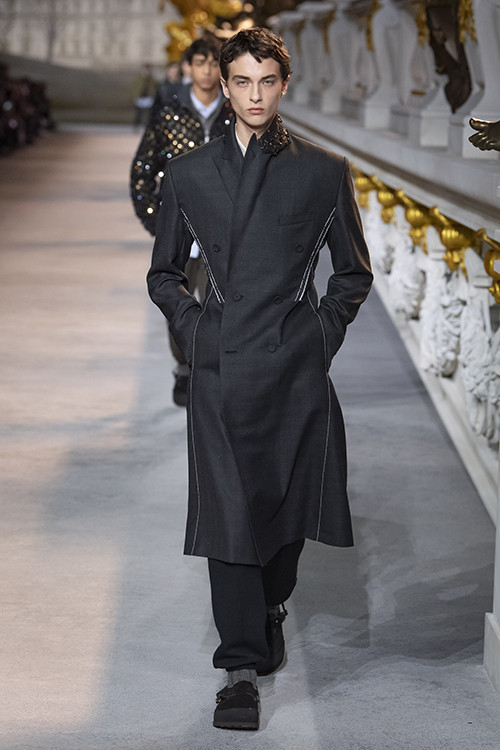 DIOR PRESENTS THE WINTER 2022-2023 MEN'S COLLECTION