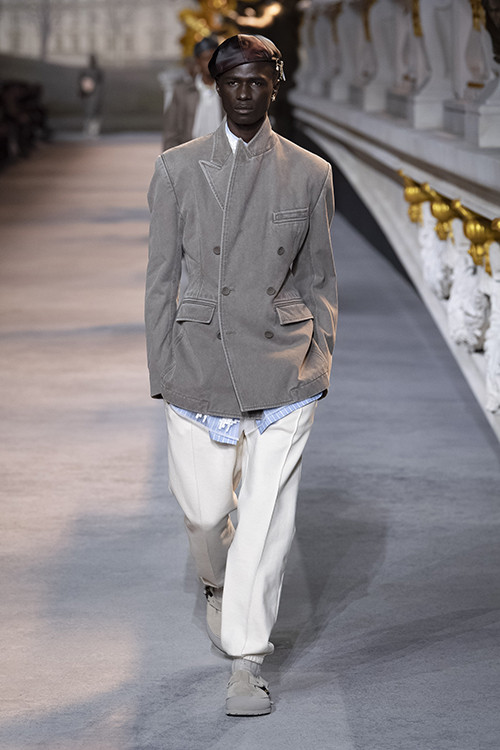 DIOR PRESENTS THE WINTER 2022-2023 MEN'S COLLECTION