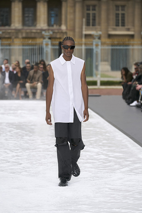 GIVENCHY SPRING - SUMMER 2023 MEN'S READY-TO-WEAR COLLECTION