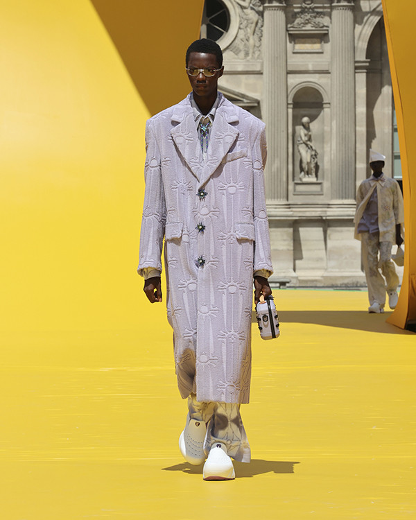 LOUIS VUITTON SPRING SUMMER 2023 MEN SHOW