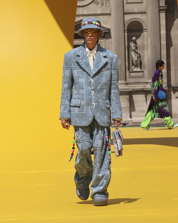 LOUIS VUITTON SPRING SUMMER 2023 MEN SHOW