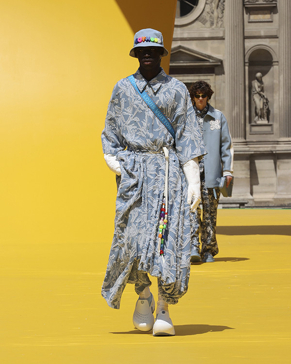 LOUIS VUITTON SPRING SUMMER 2023 MEN SHOW