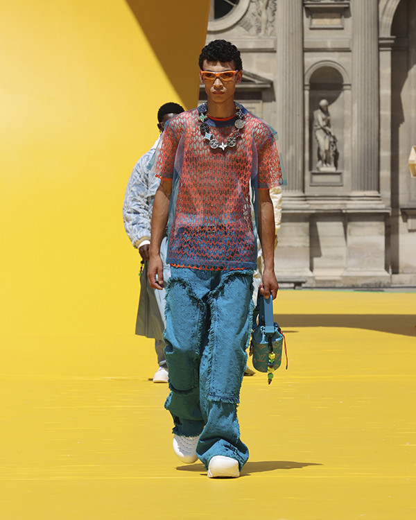 LOUIS VUITTON SPRING SUMMER 2023 MEN SHOW