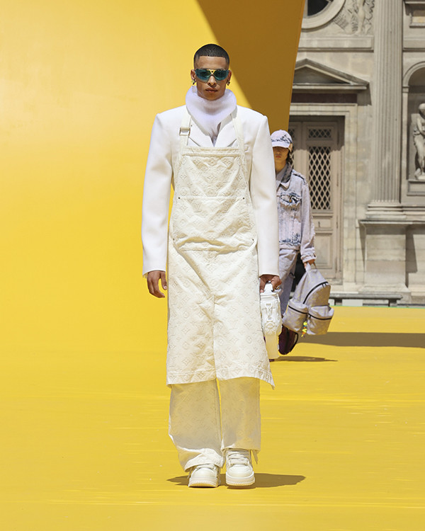 LOUIS VUITTON SPRING SUMMER 2023 MEN SHOW